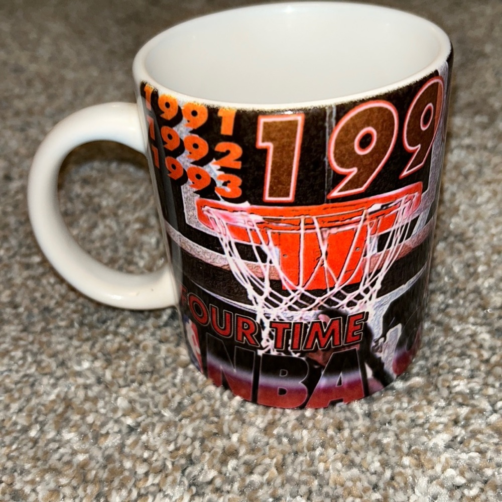 Vintage Chicago Bulls Champions Mug 🏀